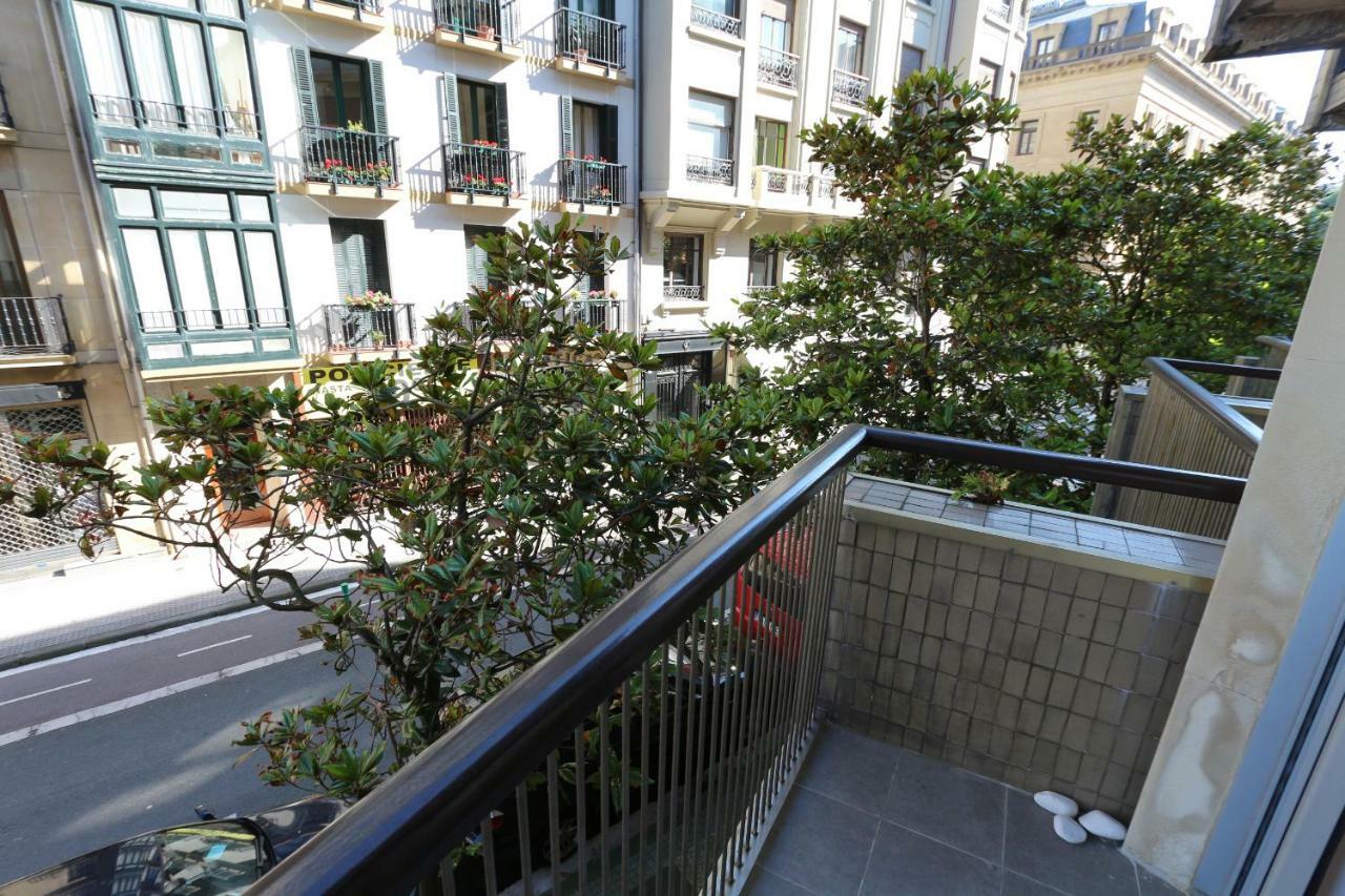 Modern & Spacious Apartment Near La Concha Bay サン・セバスティアン エクステリア 写真
